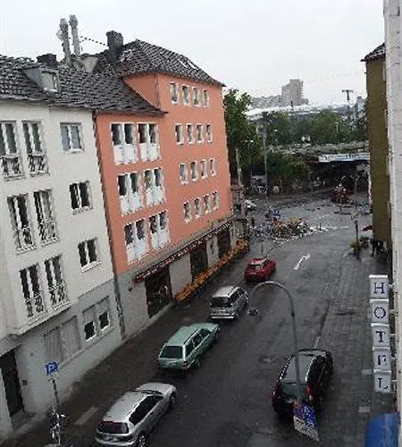 Elite An Der Universitaet Pensionat Köln