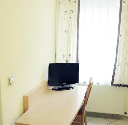 Elite An Der Universitaet 2*