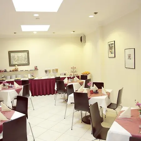 Elite An Der Universitaet Kolín nad Rýnem