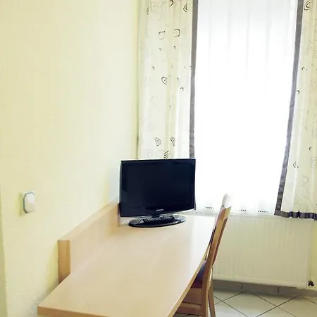 Elite An Der Universitaet 2*